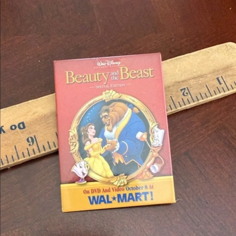 Vintage beauty and the beast Brooch